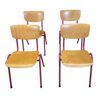 Ensemble de 4 chaises d'école bois clair pieds fuchsia Pays Bas années 70