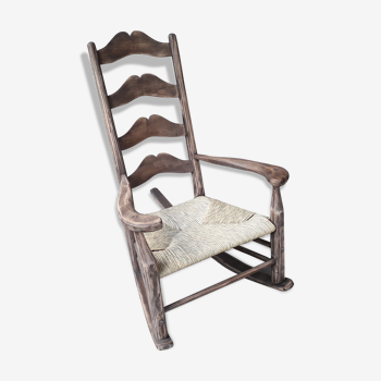 Rocking-chair brutaliste