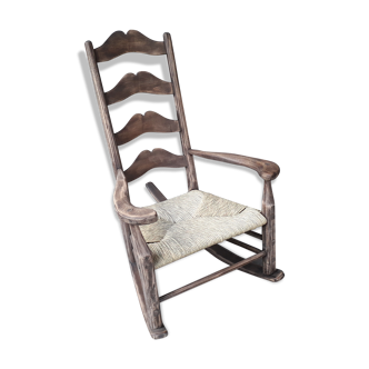 Rocking-chair brutaliste