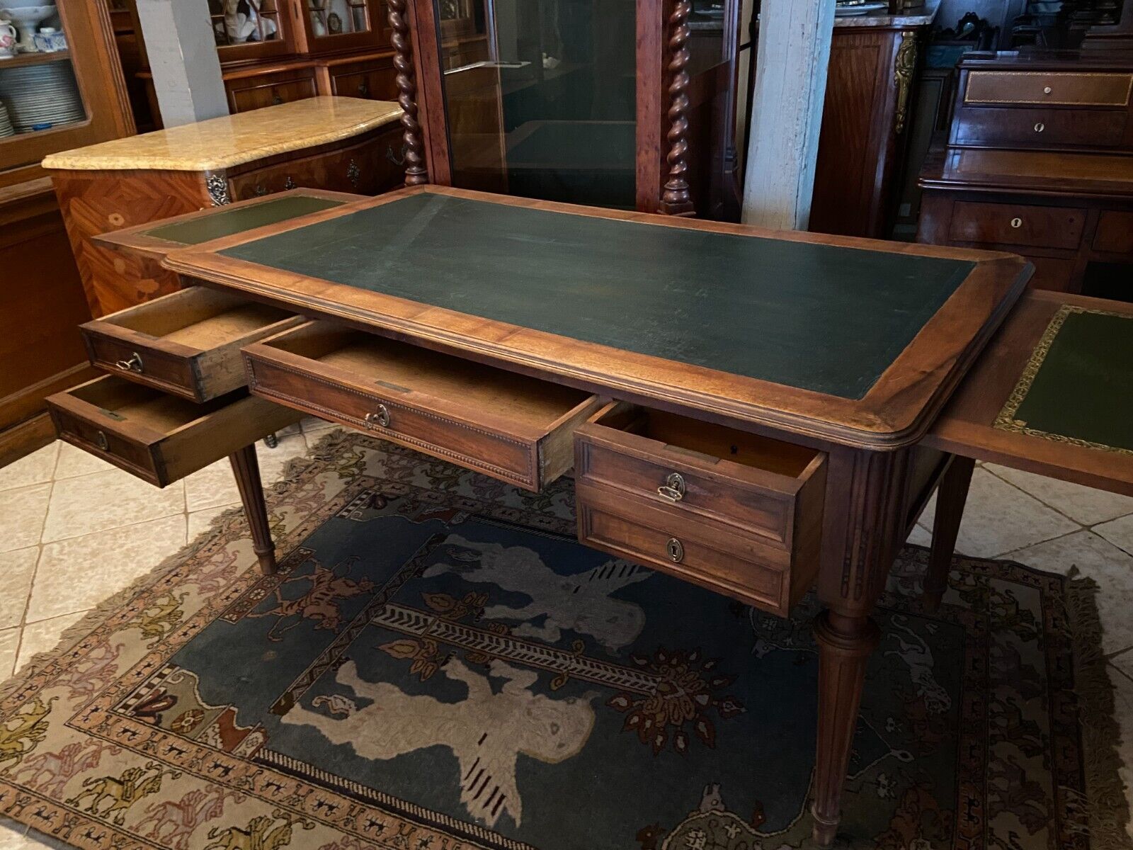 Late nineteenth century desk with retractable side shelves Louis XVI style