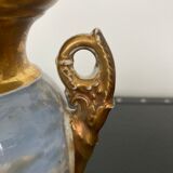 Porcelain vase XIX on pedestal Saint Jeanne