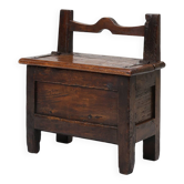 Tabouret en bois français du XVIe siècle avec rangement et belle patine