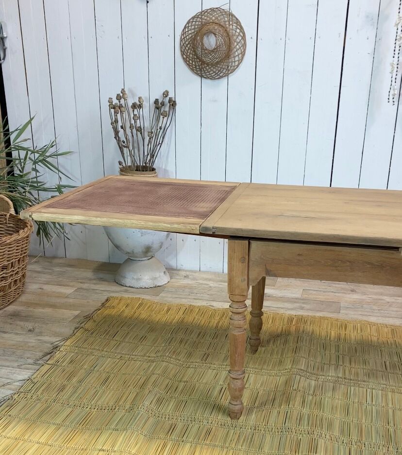 Farmhouse table