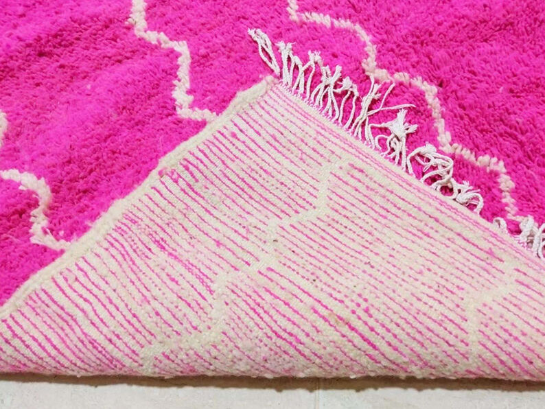 Berber carpet beni ouaraion pink 253x153 CM