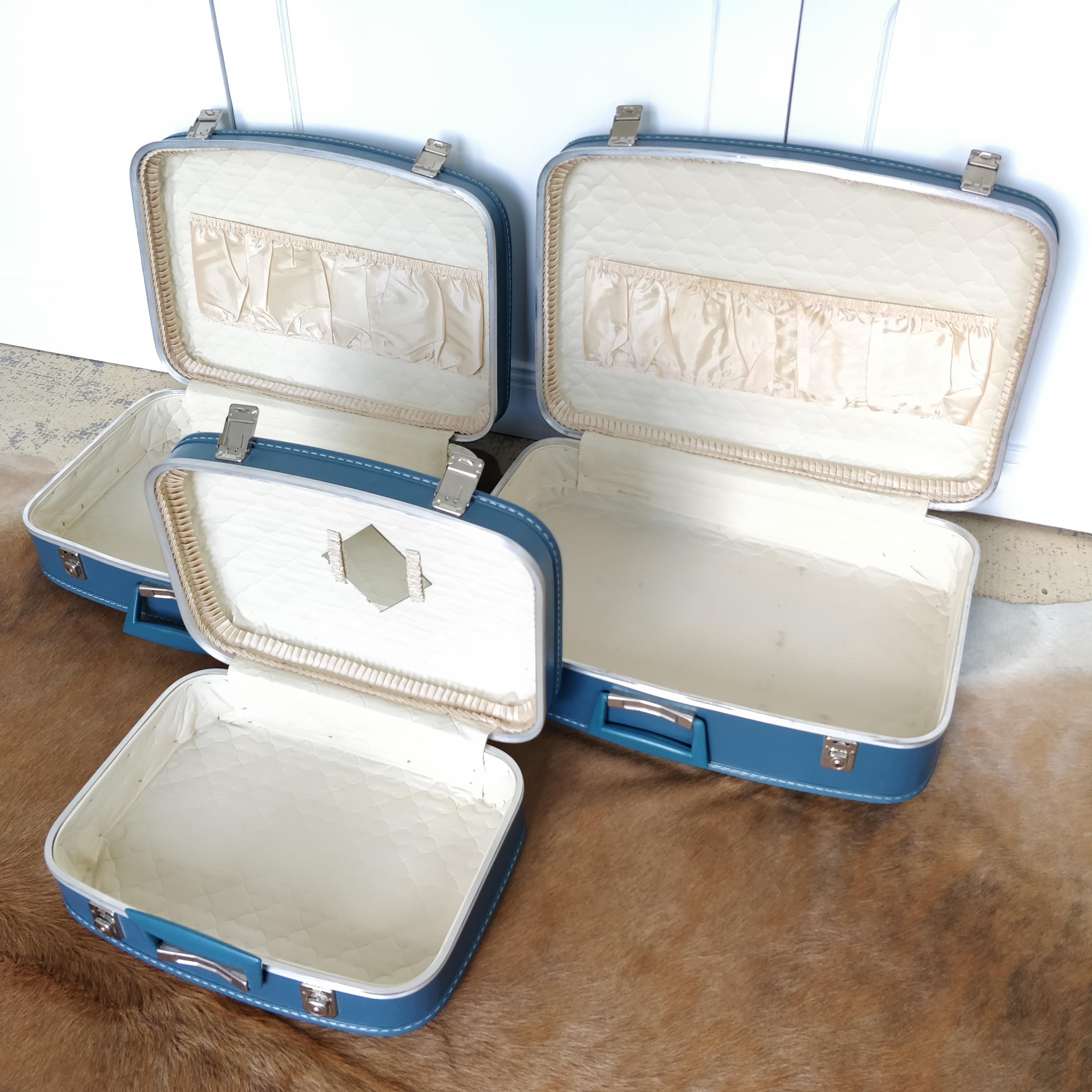 Air France suitcases 1960