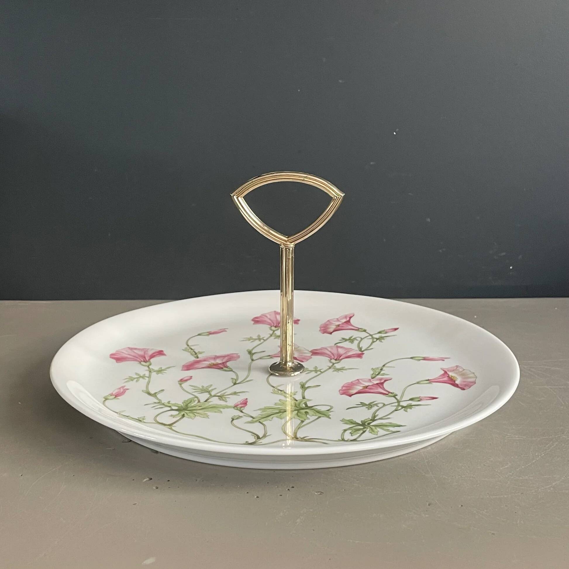 Set of 2 porcelain dishes Pillivuyt Liserons pattern