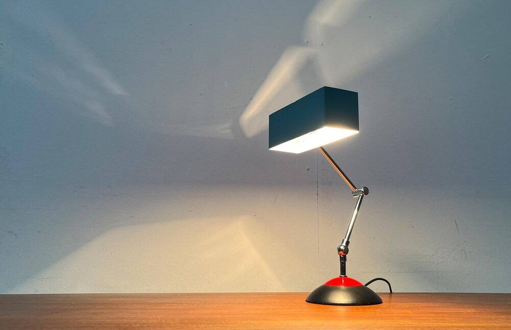 Lampe de table minimaliste de l'ère spatiale allemande du milieu du siècle par Hoffmeister Leuchten, années 1960