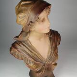 Buste de femme Art Nouveau en plâtre polychrome