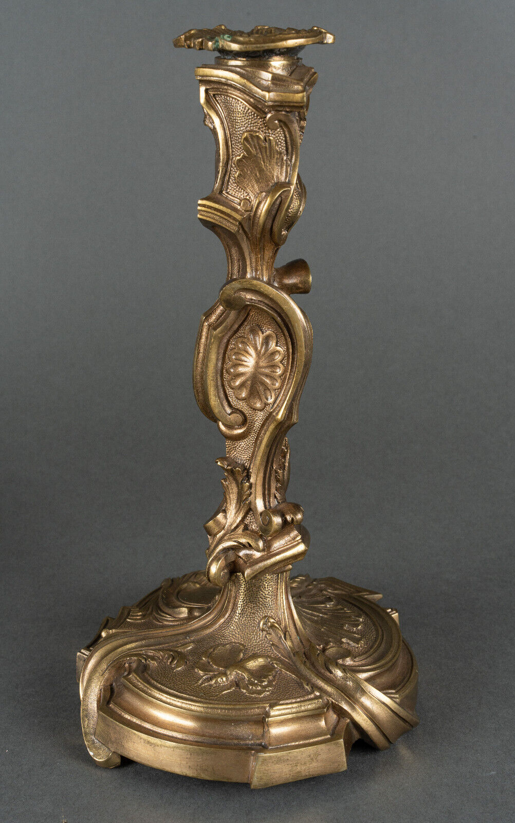 Pair of candlesticks xixth louis xiv ornamentation shells gilded bronze