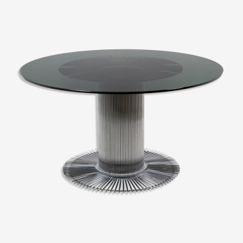 Table ronde en métal chromé et verre fumé, Gastone Rinaldi, années 1970