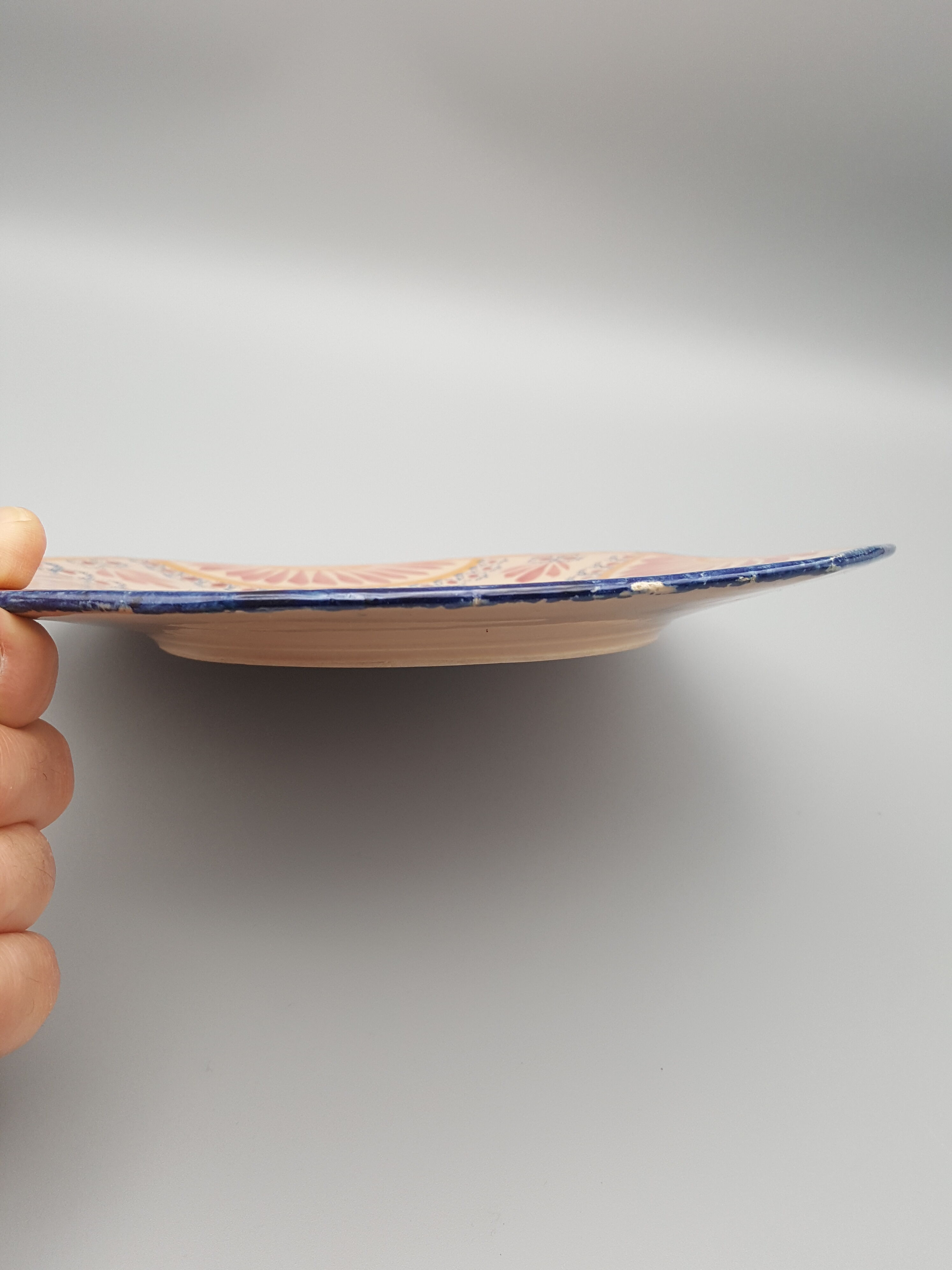 cups with octagonal saucers Henriot Quimper flower decoration leaves flowers