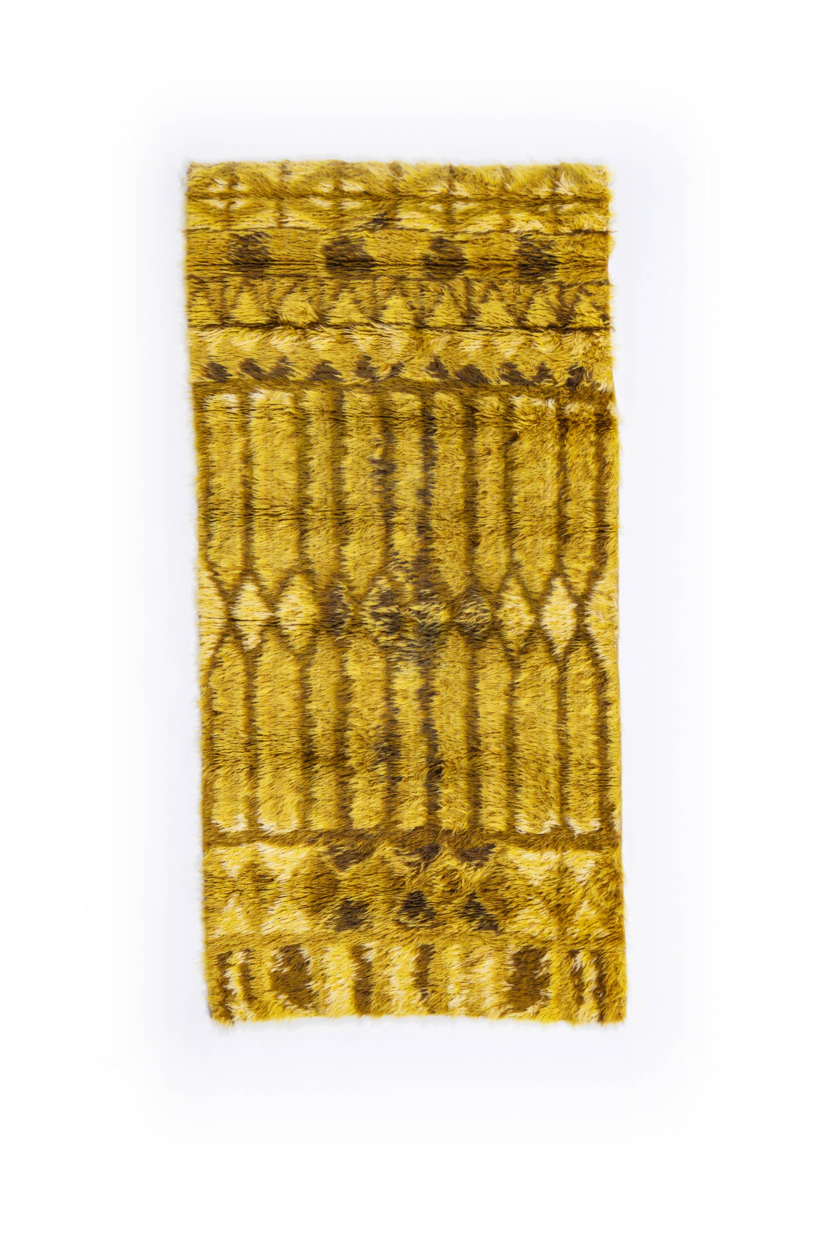 Scandinavian style 20th century modern rya rug. 135x66 cm (53x26 in).