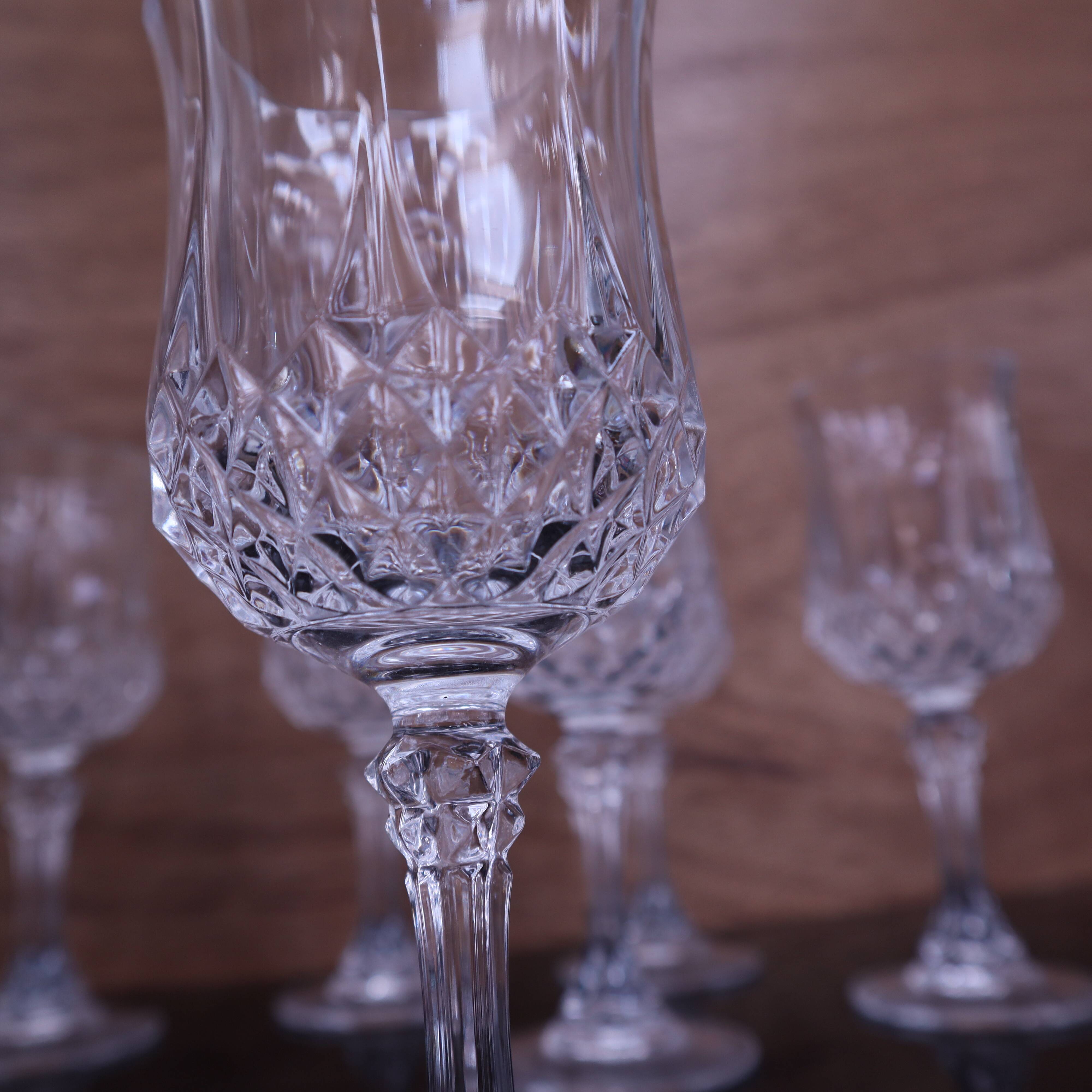 8 crystal red wine glasses from Arques, Longchamp model.