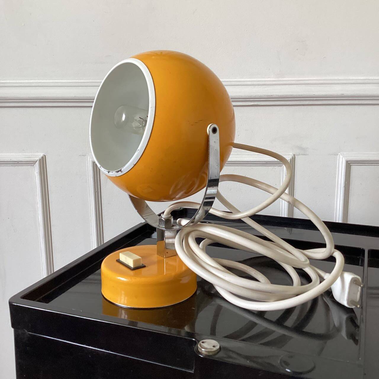 70's eyeball lamp