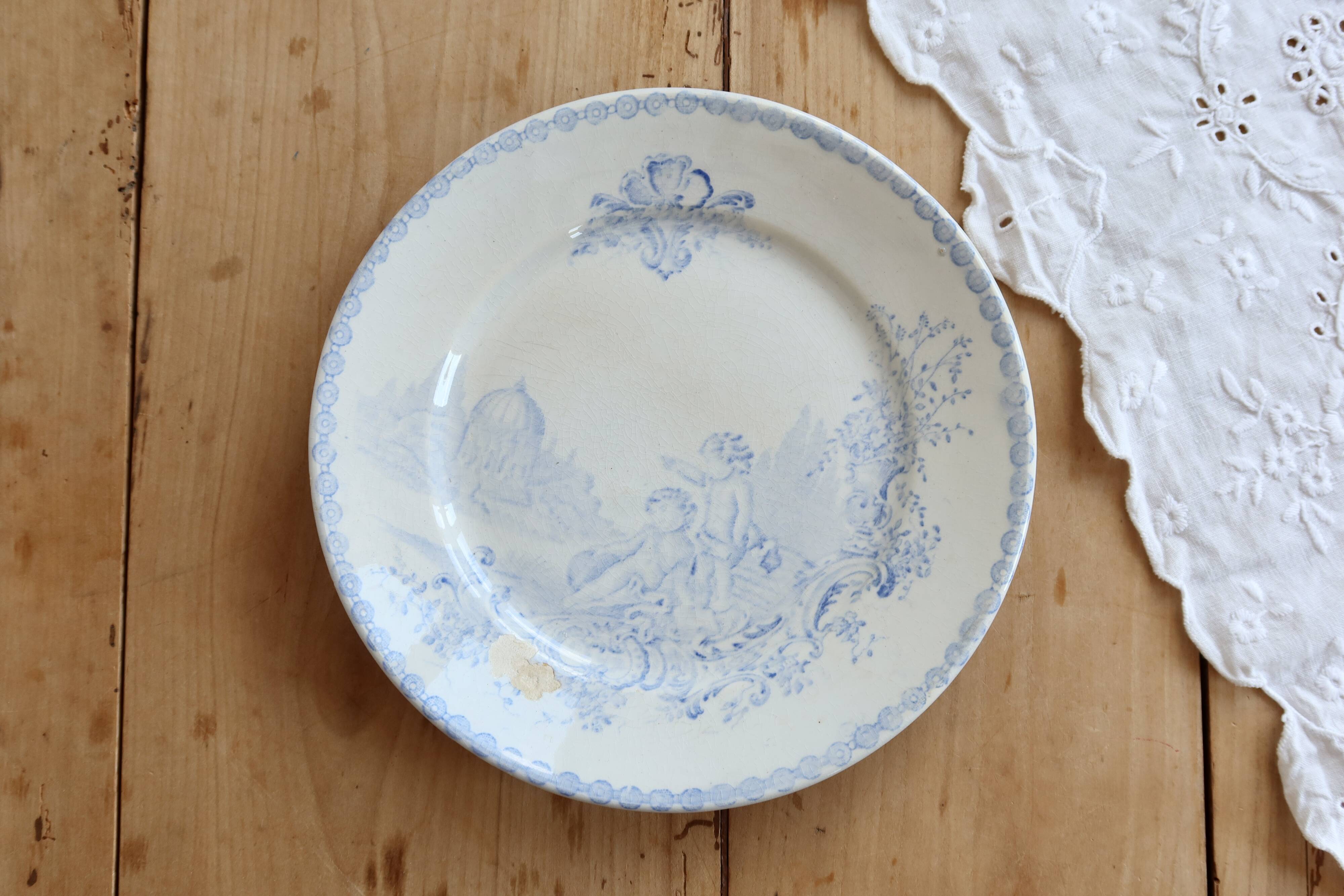 Antique dessert plate, ironstone, Saint-Amand – Trianon model