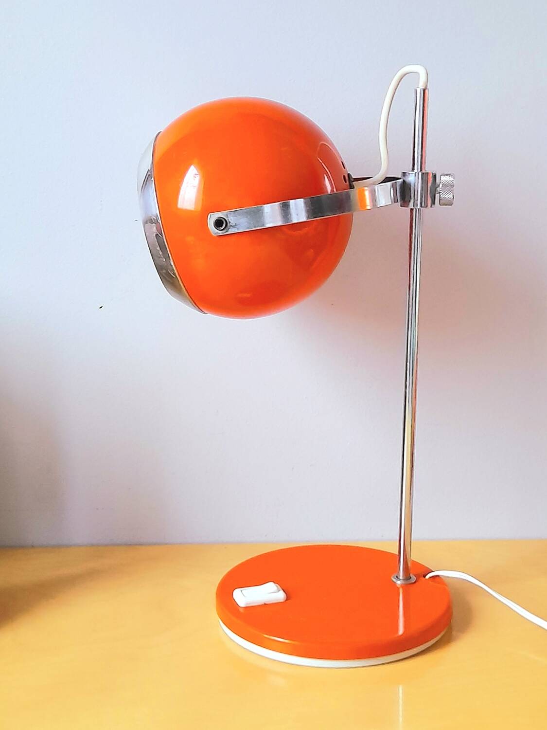 Eyeball lamp, space age 70s