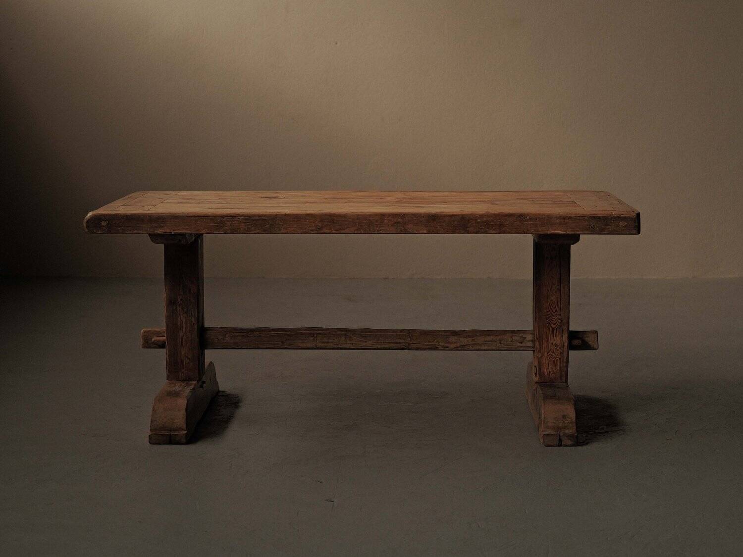 Solid pine dining table – Handcrafted, around 1970