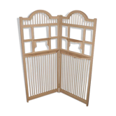 Wooden screen