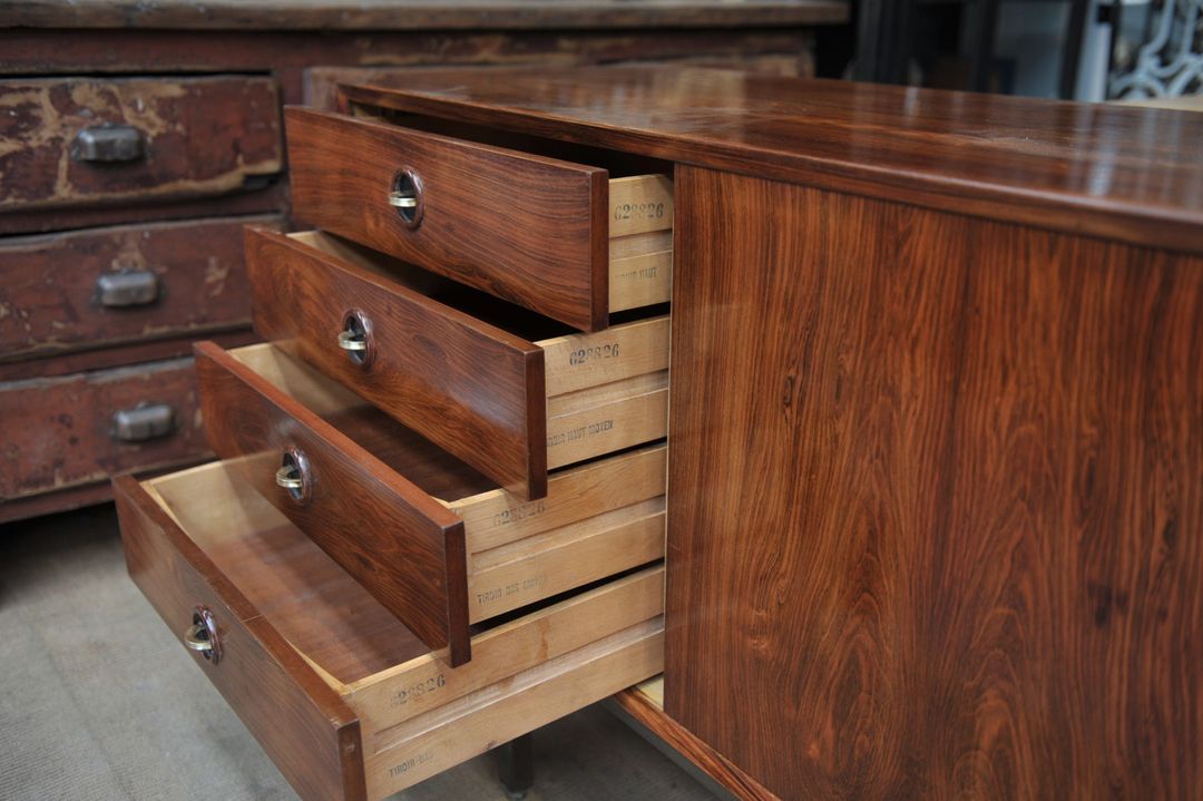 Rosewood row France 1970