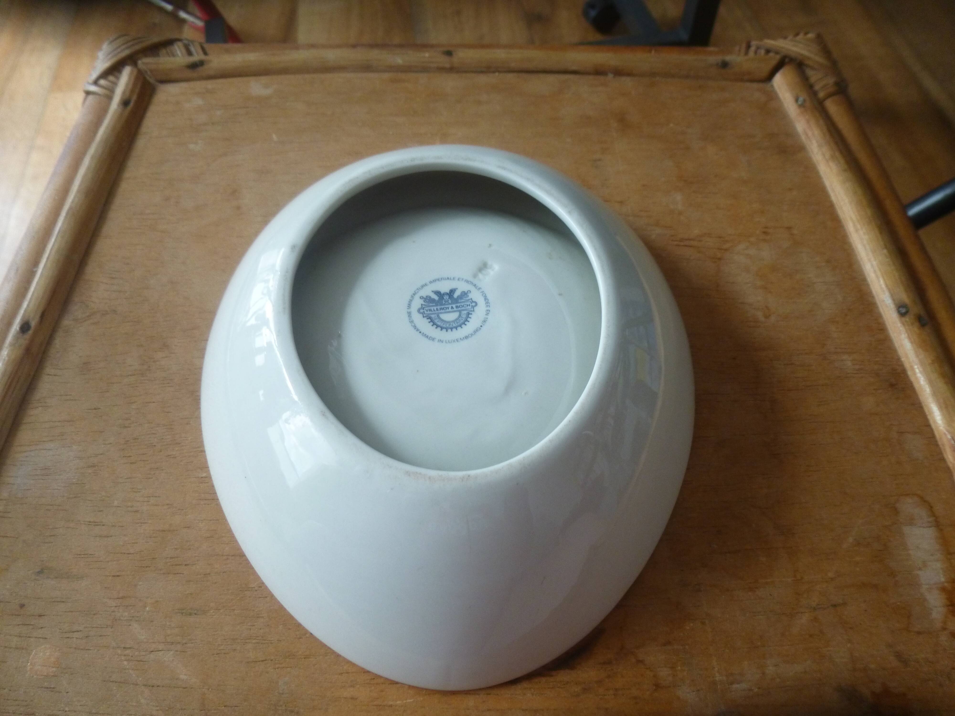 Cendrier publicitaire Kent par Villeroy & Boch