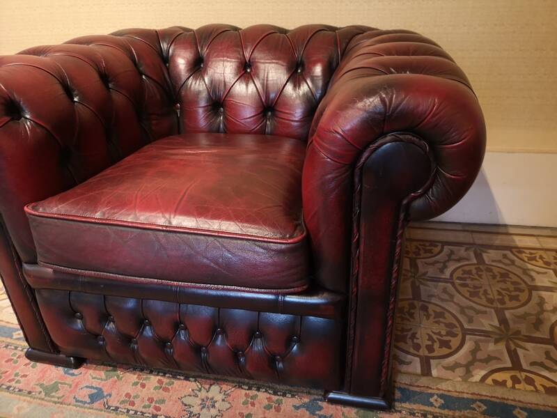Chesterfield armchair burgundy leather