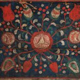 Ancienne malle de rangement à motifs floraux (c.1865)