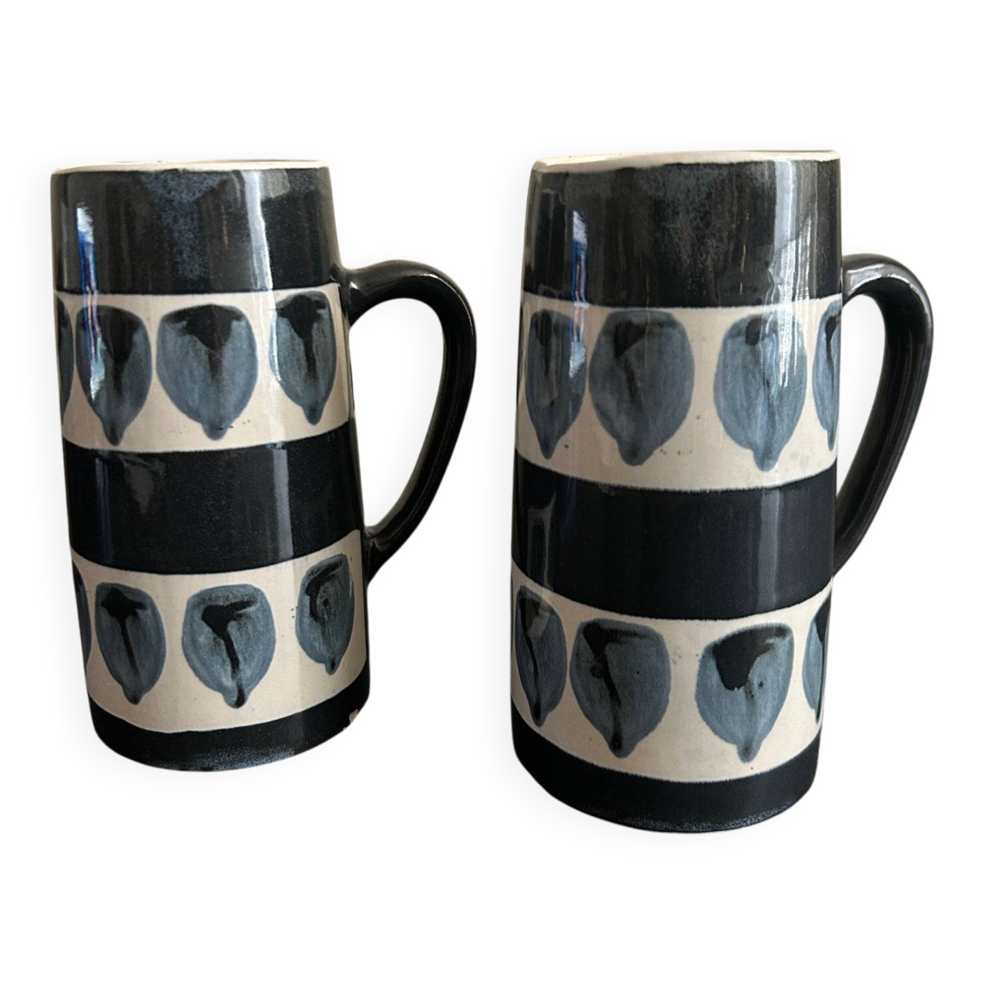 Two vintage ceramic mugs