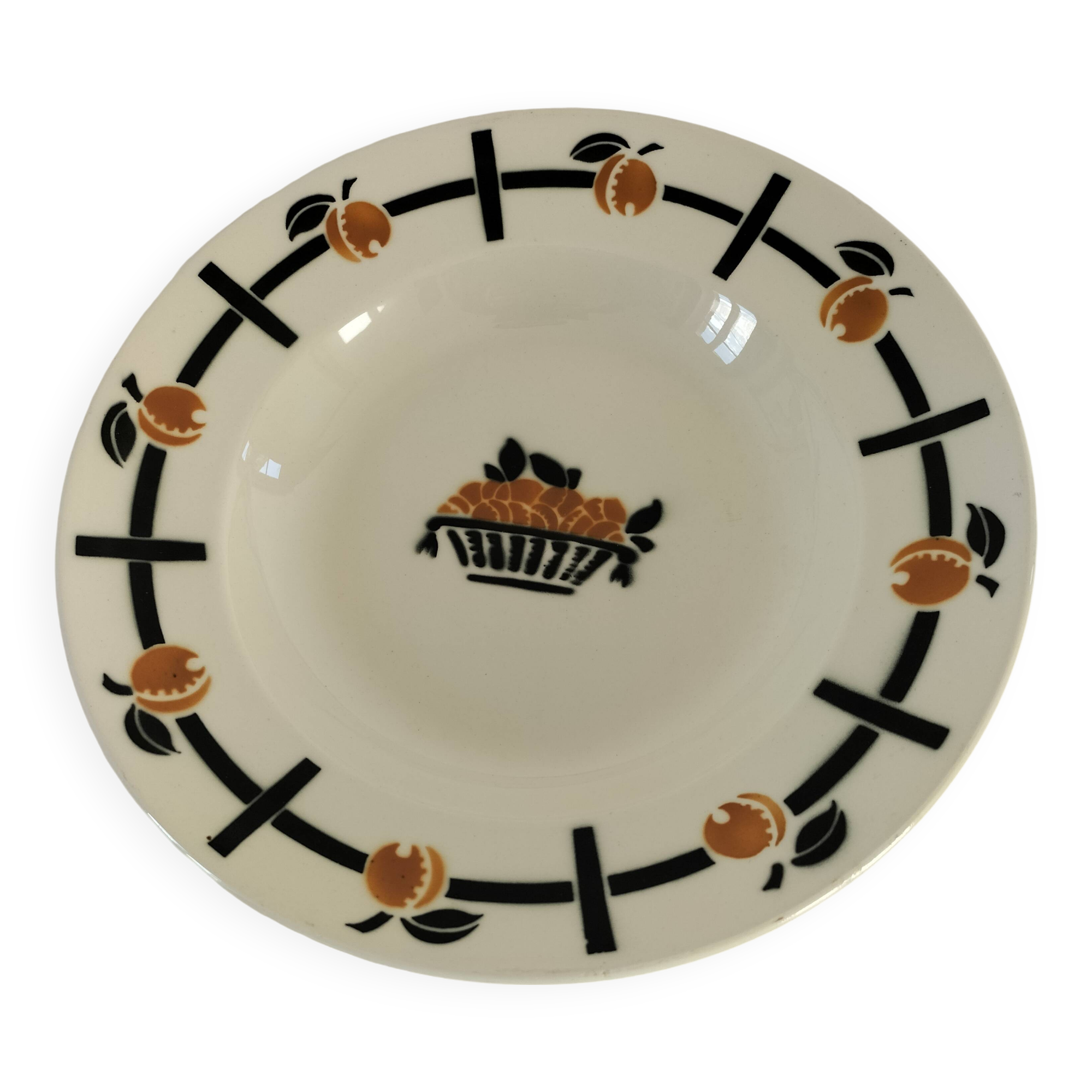 Dish decorated with apricot basket, Badonviller earthenware factory