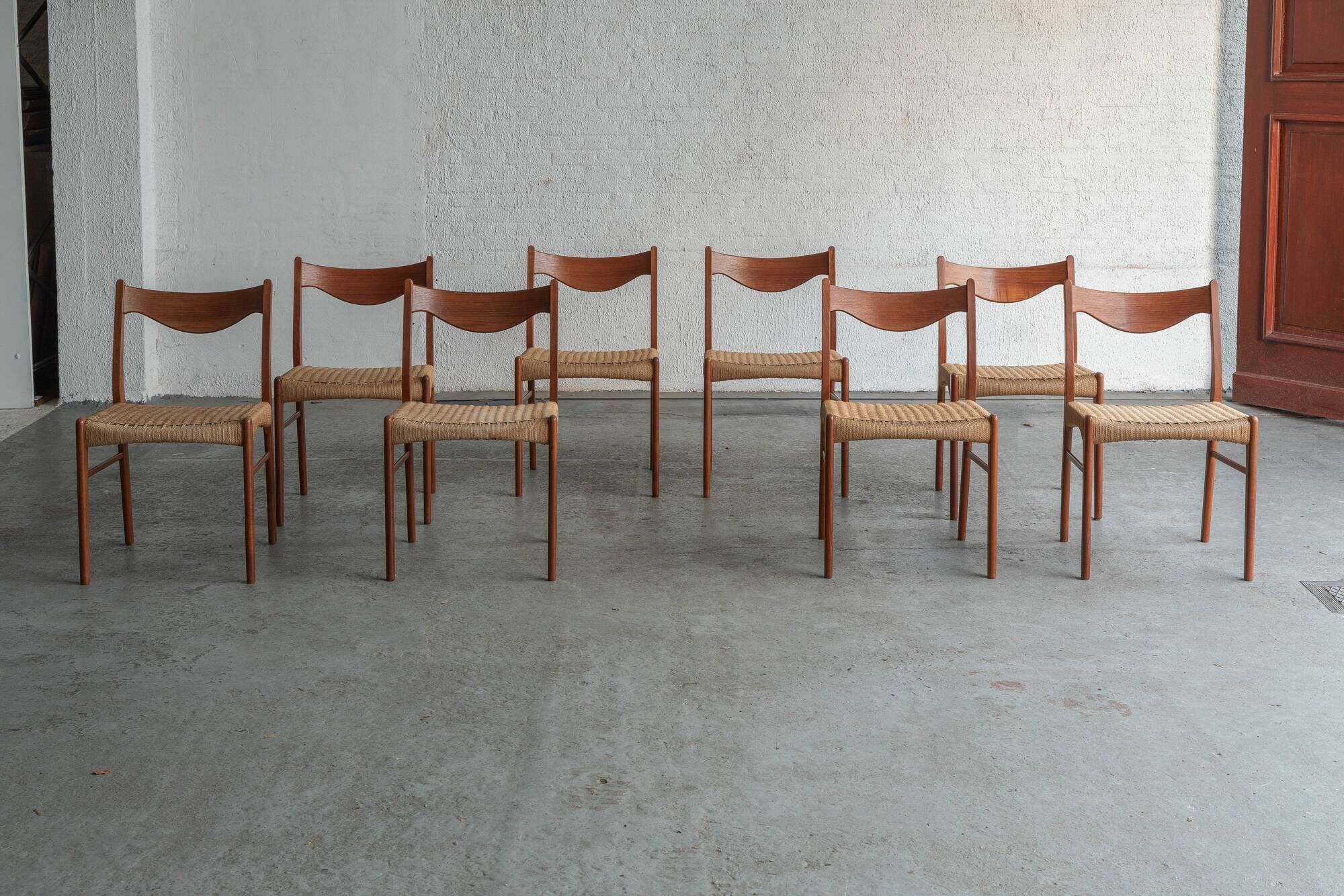 Set of 8 'GS61' dining chairs by Arne Wahl Iversen