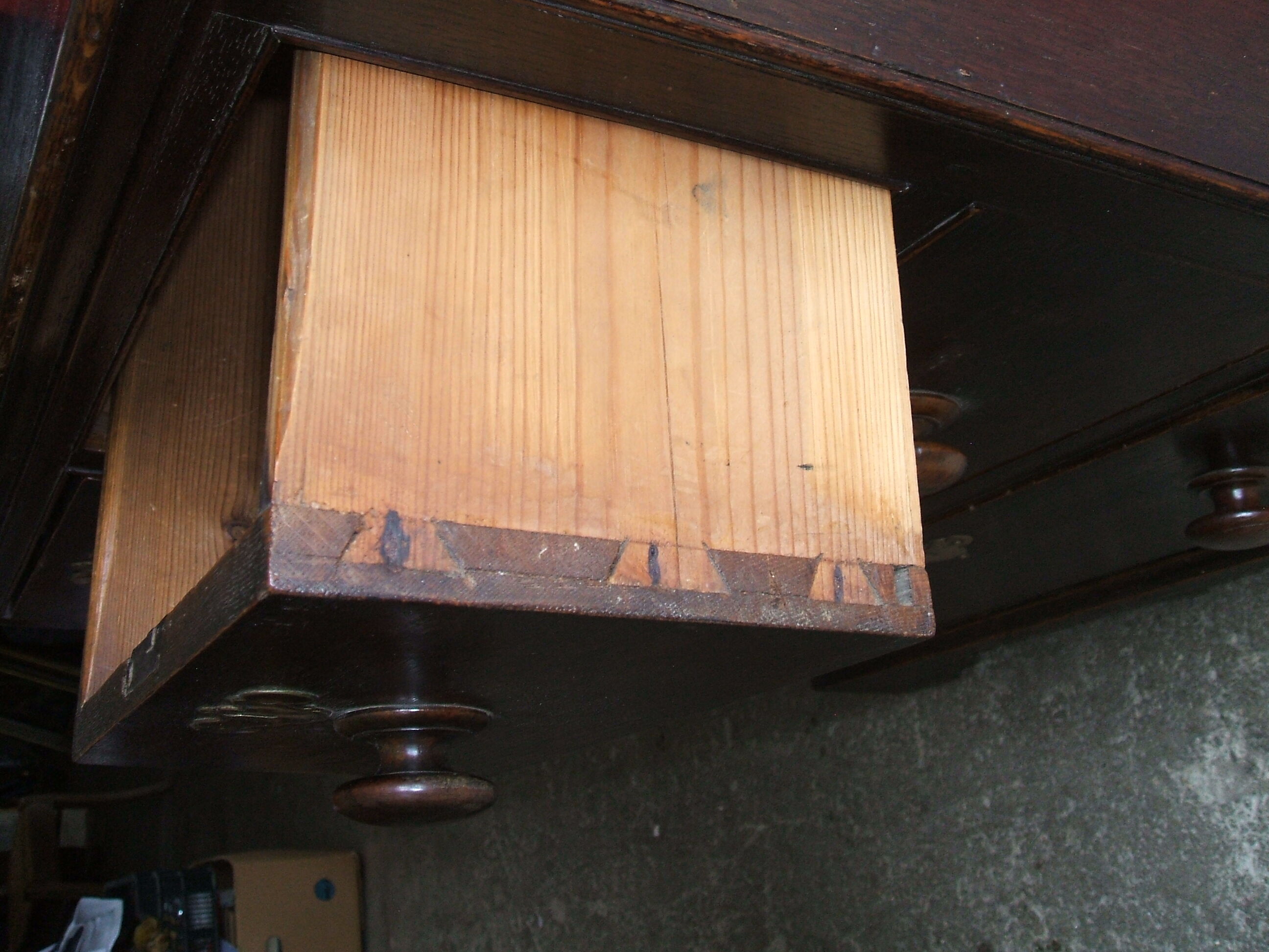 English dresser 19th