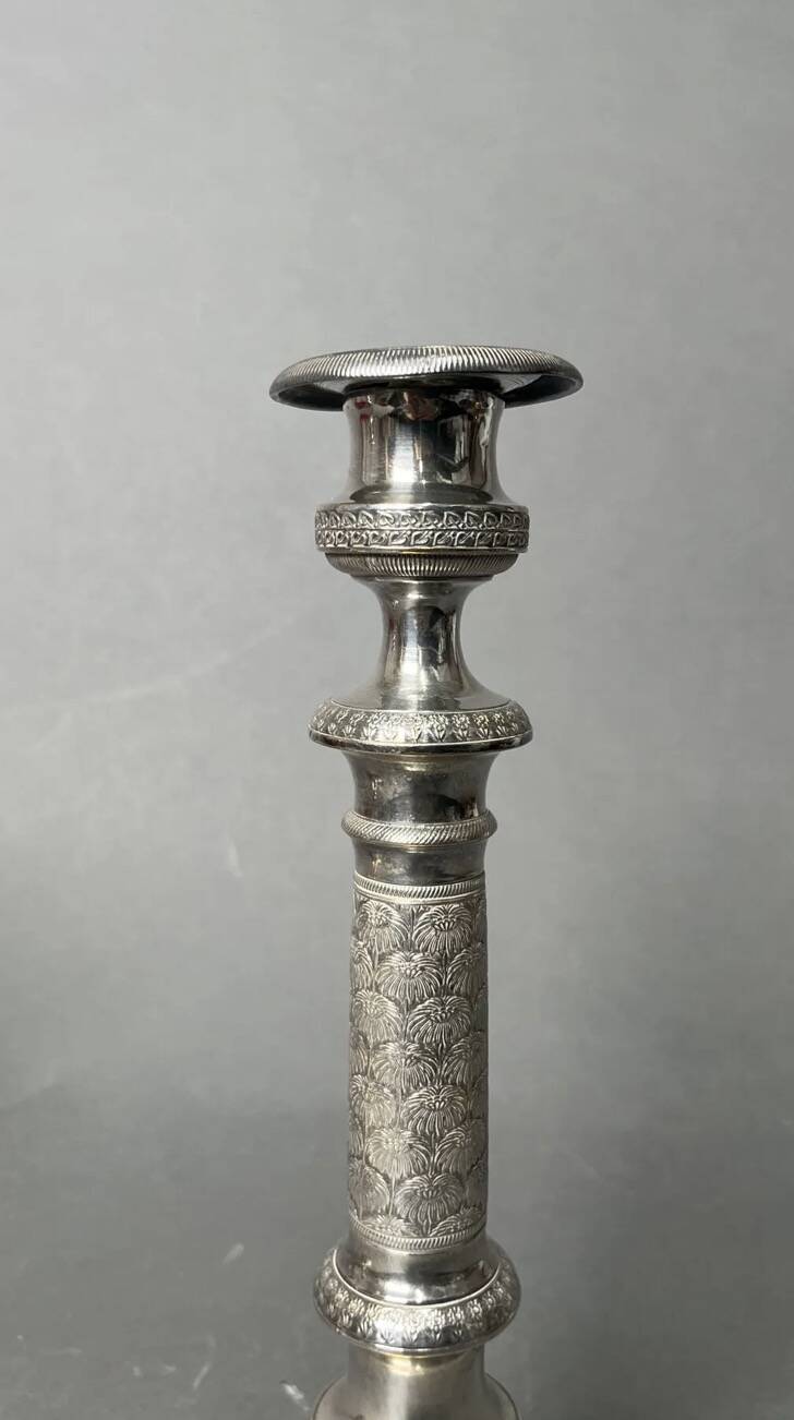 No metal, silvered torches.