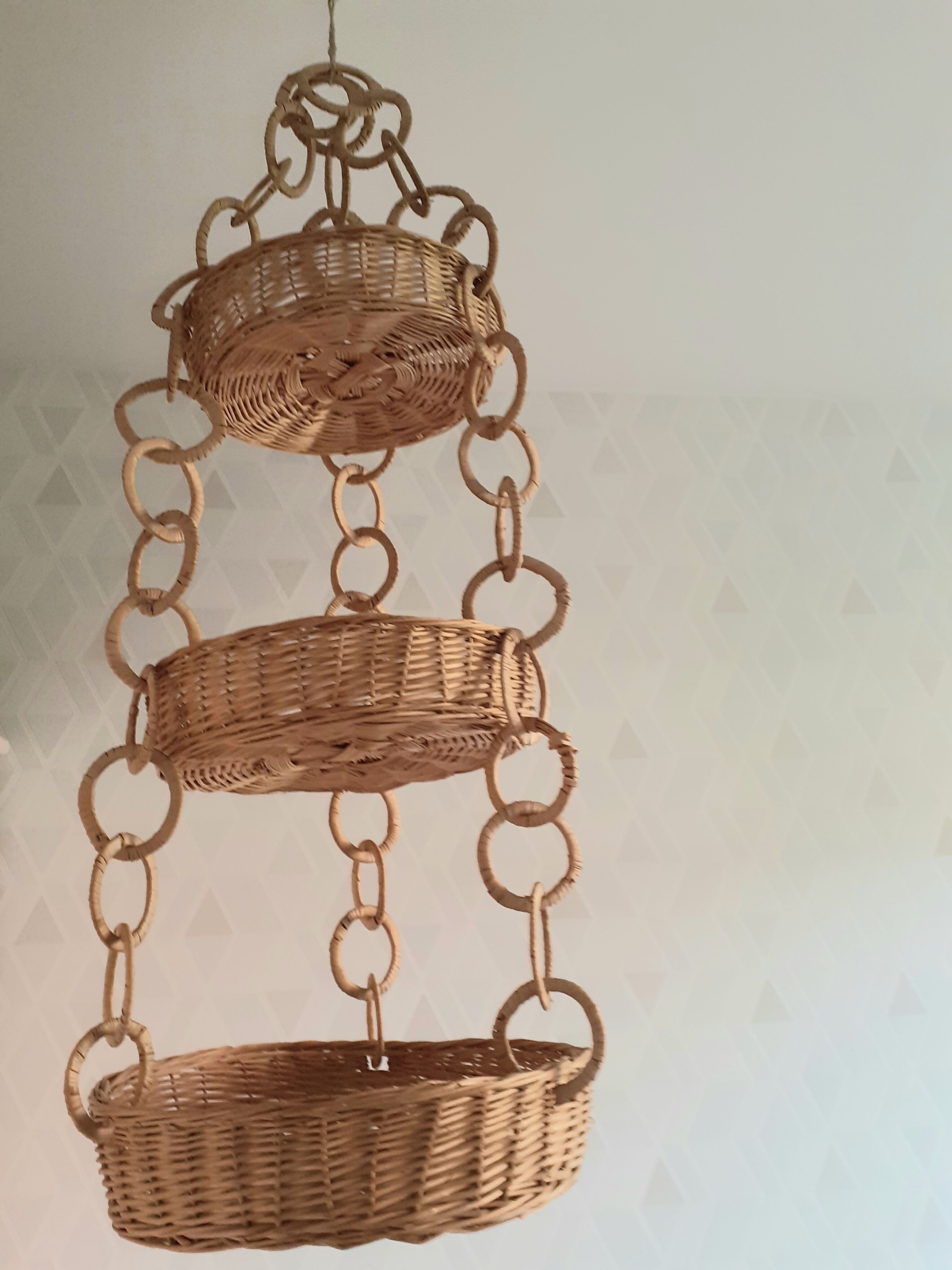 Suspension three baskets