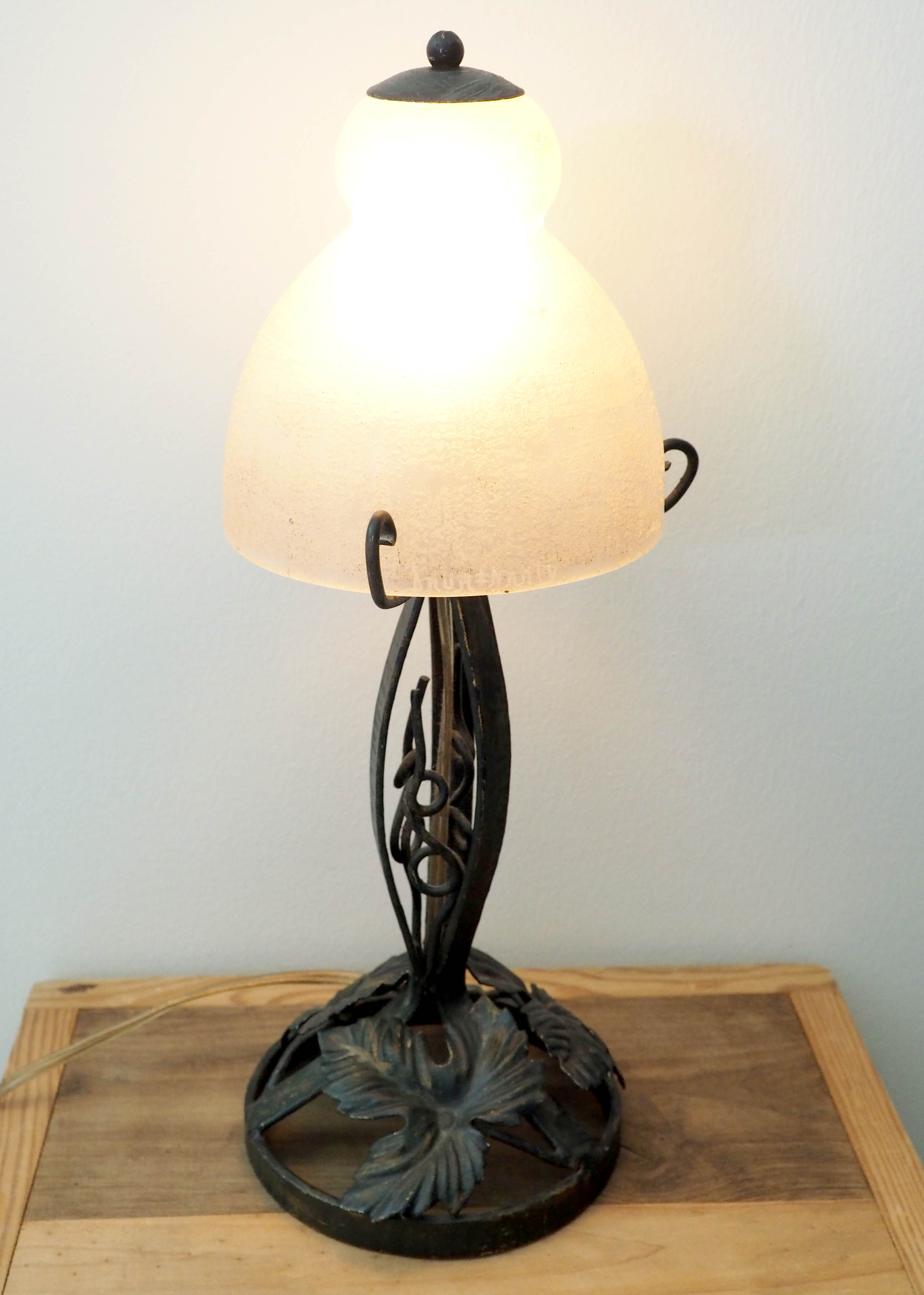 Daum art deco lamp