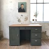 Workshop wooden desk