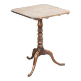 Table à bascule en chêne anglais antique du 19ème siècle dans une forme unique.