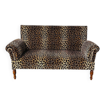 Sofa vintage en velours léopard / sofa mural avec accoudoirs rabattables, France.