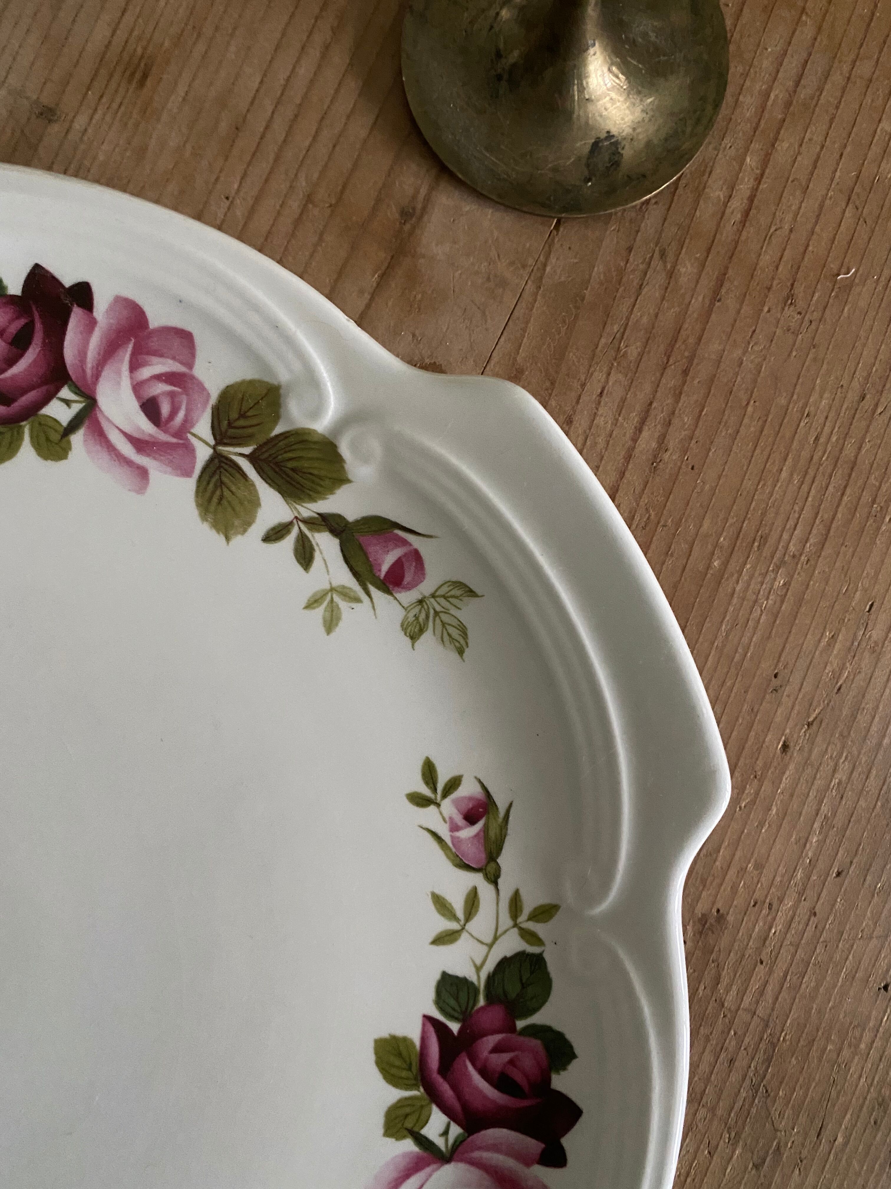 Old eared dish Gien model Champs