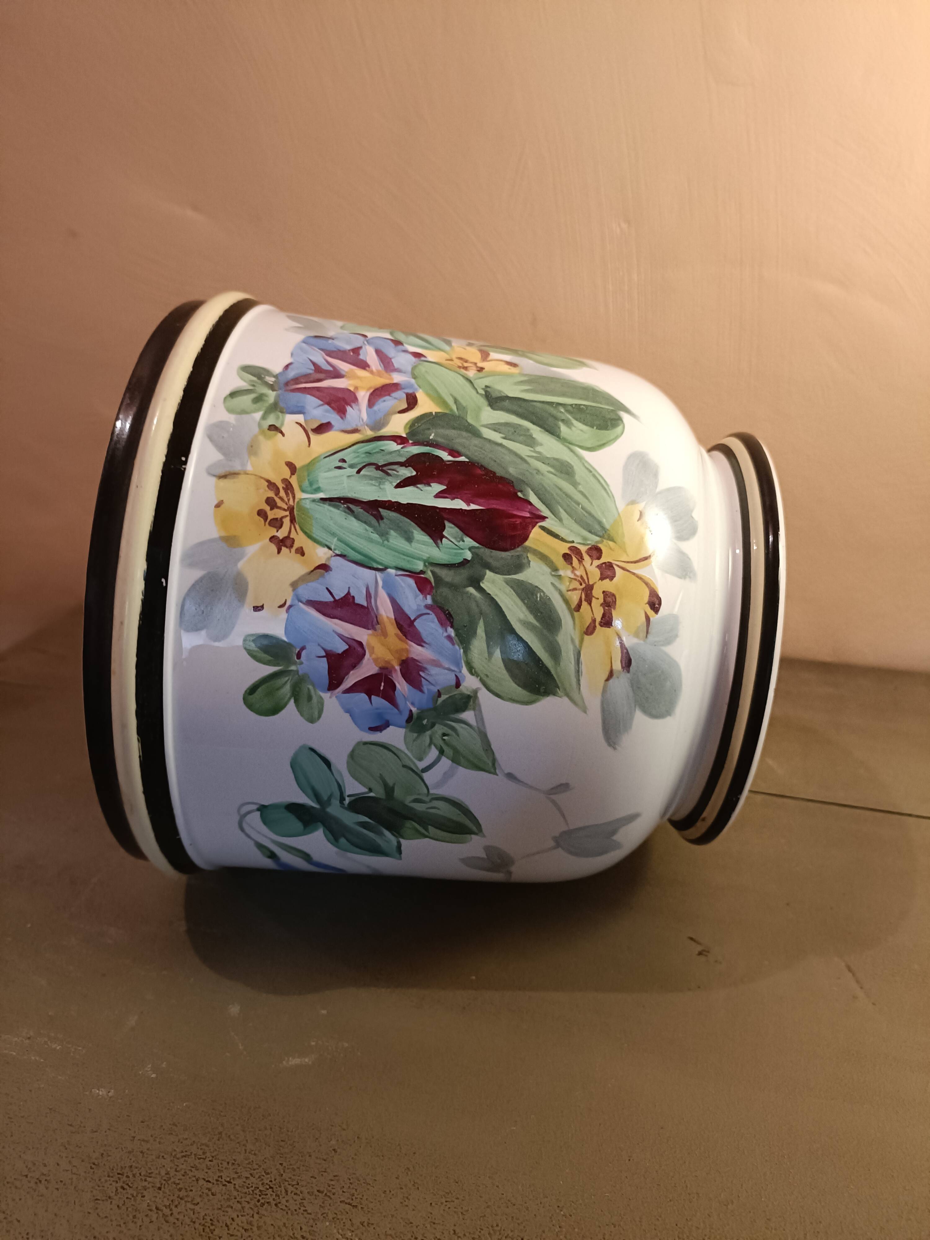 Porcelain pot cover