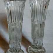 Duo of glass soliflores with vintage pimples 50s