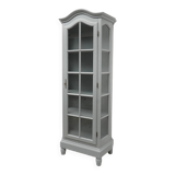 Display case made of oak wood