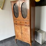 Veneer reading cabinet