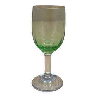 Stemmed glass for digestive in uraline