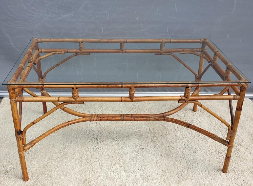 Table en rotin vintage