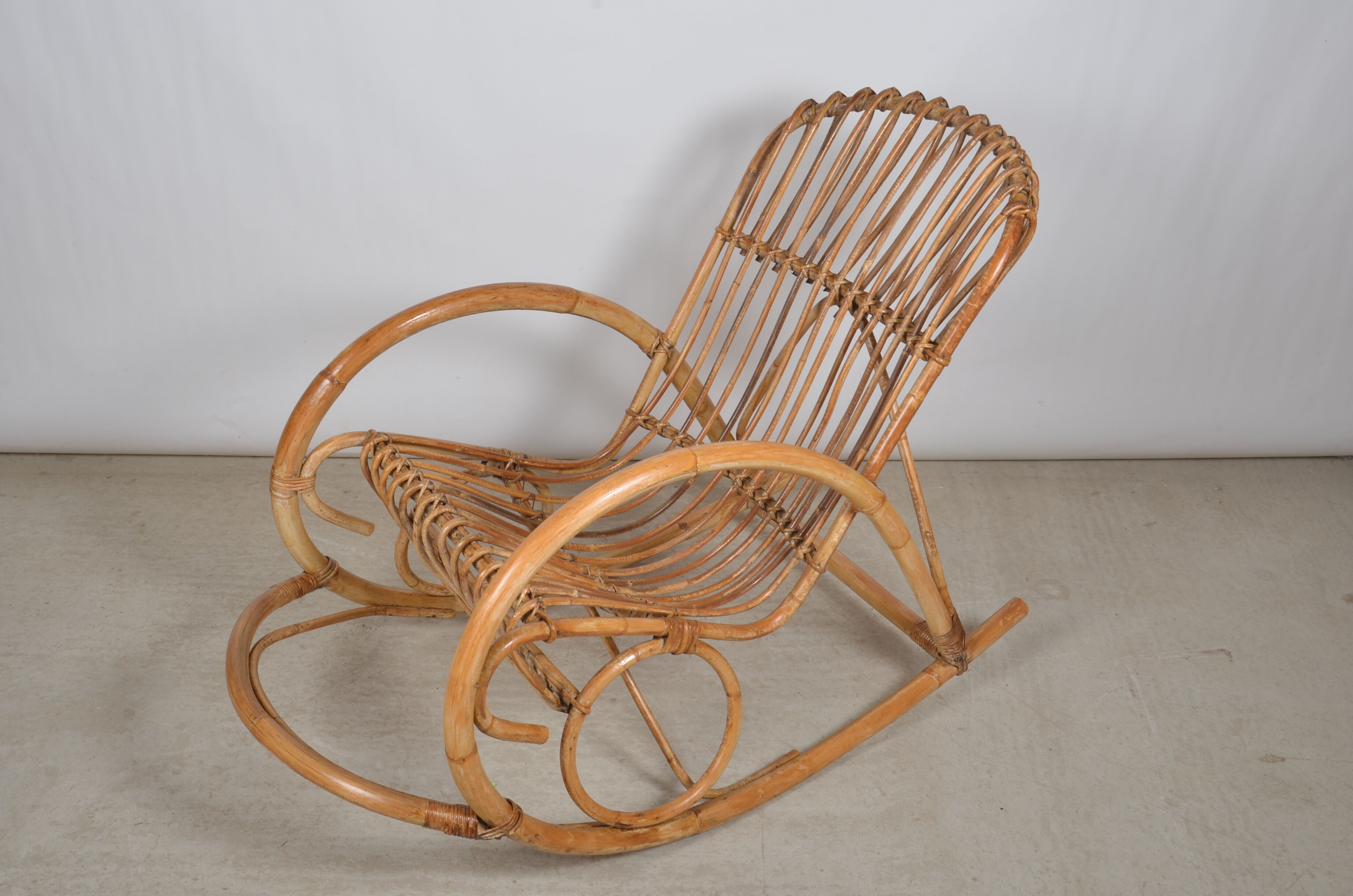 Rocking-chair bamboo and rattan