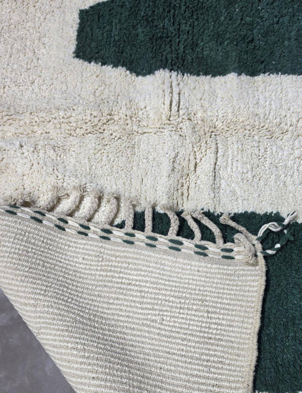 Contemporary Berber Rug - 315 x 250 cm