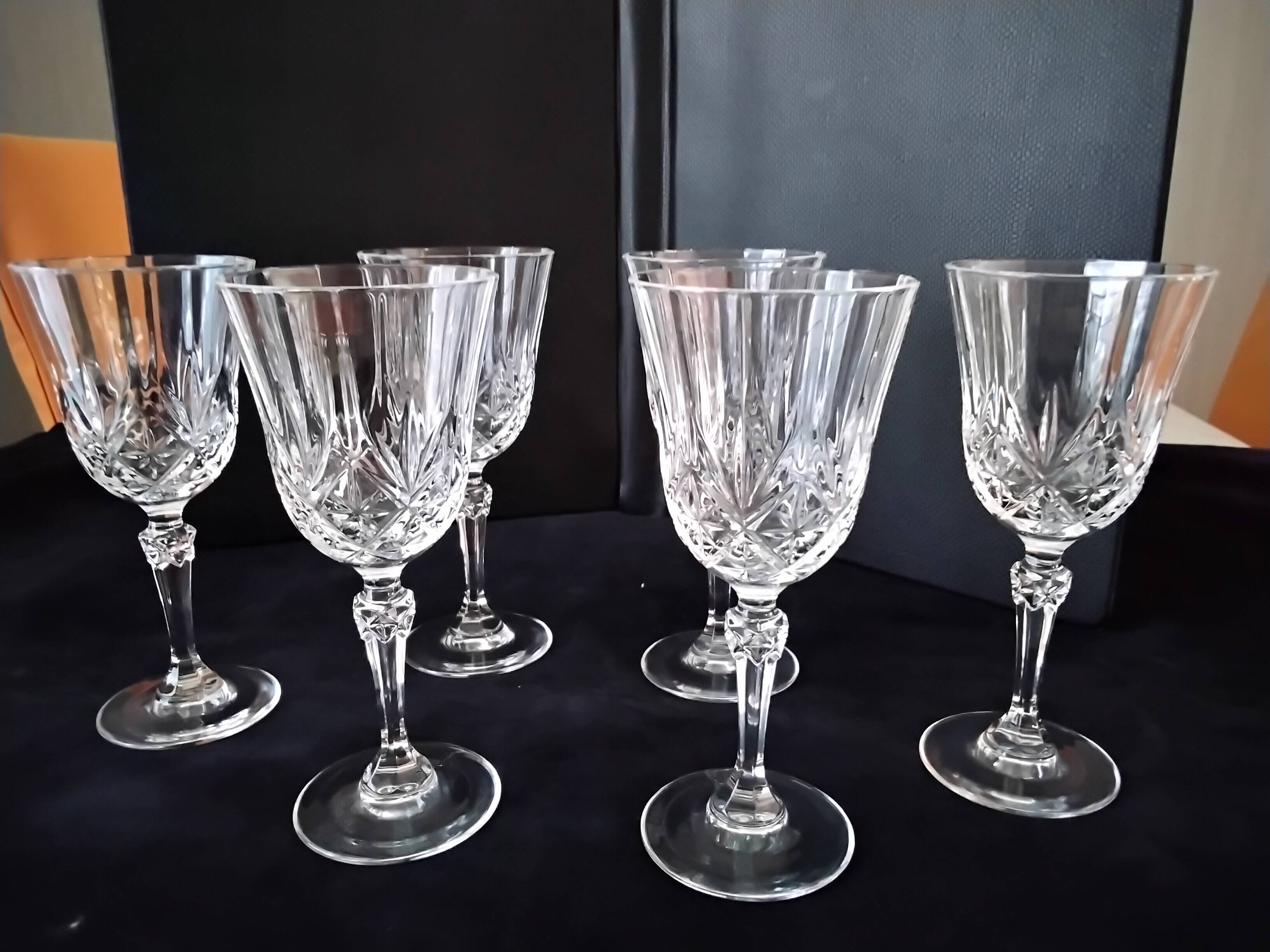 6 RCR crystal wine glasses