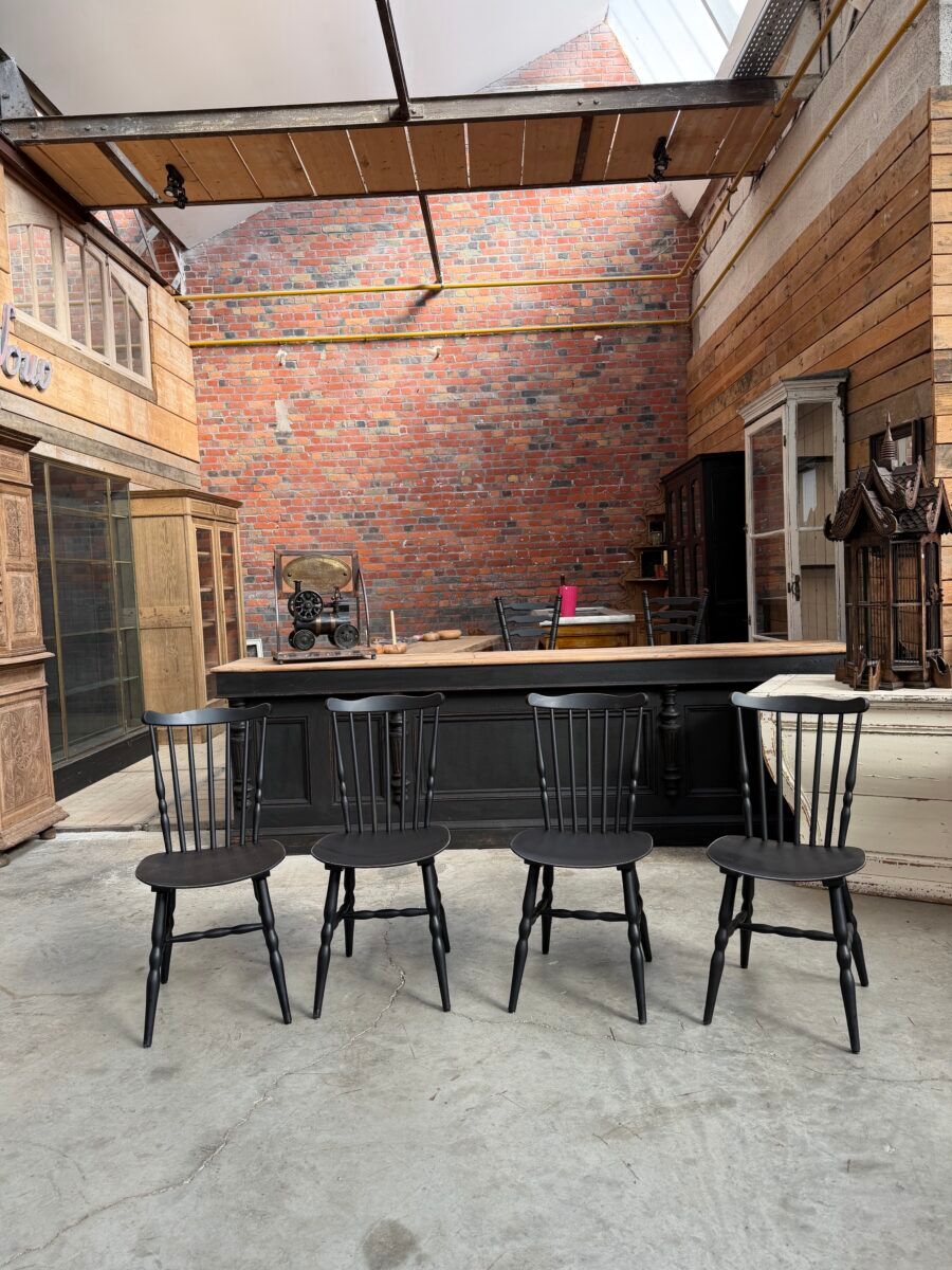 Set of 4 BAUMANN bistro chairs
