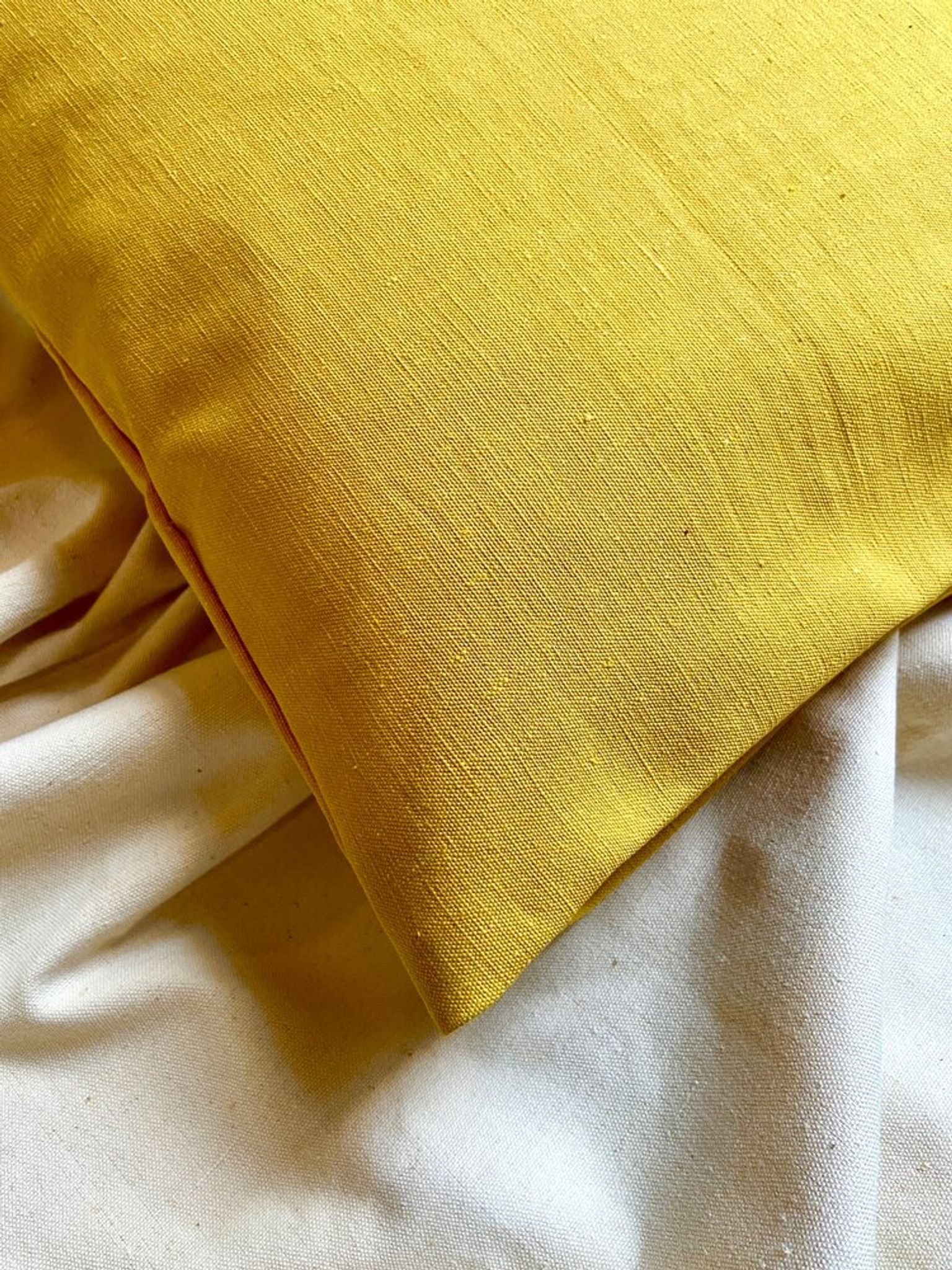 Yellow oilcloth cushion 40 cm
