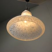 Lampe suspendue en verre en forme de cloche réglable des années 1970 en Tchécoslovaquie.