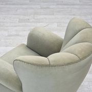 Fauteuil relax danois des années 1970, velours d'ameublement vert clair
